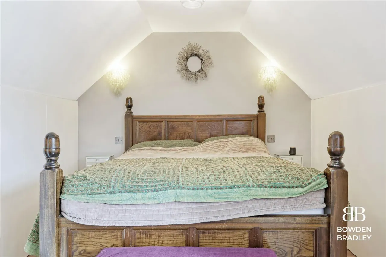 Westrow Gardens, Ilford, IG3, photo 33
