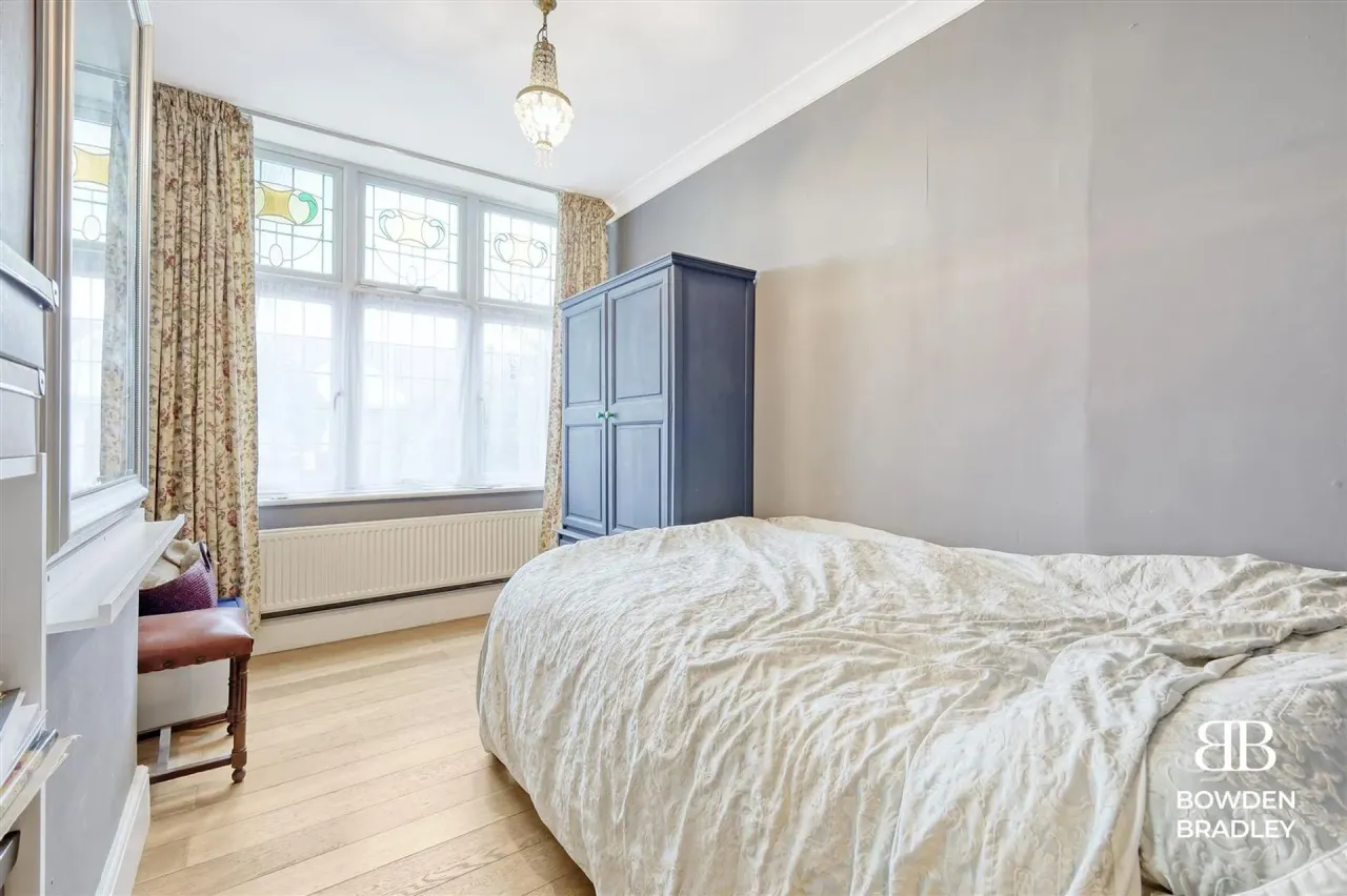 Westrow Gardens, Ilford, IG3, photo 13