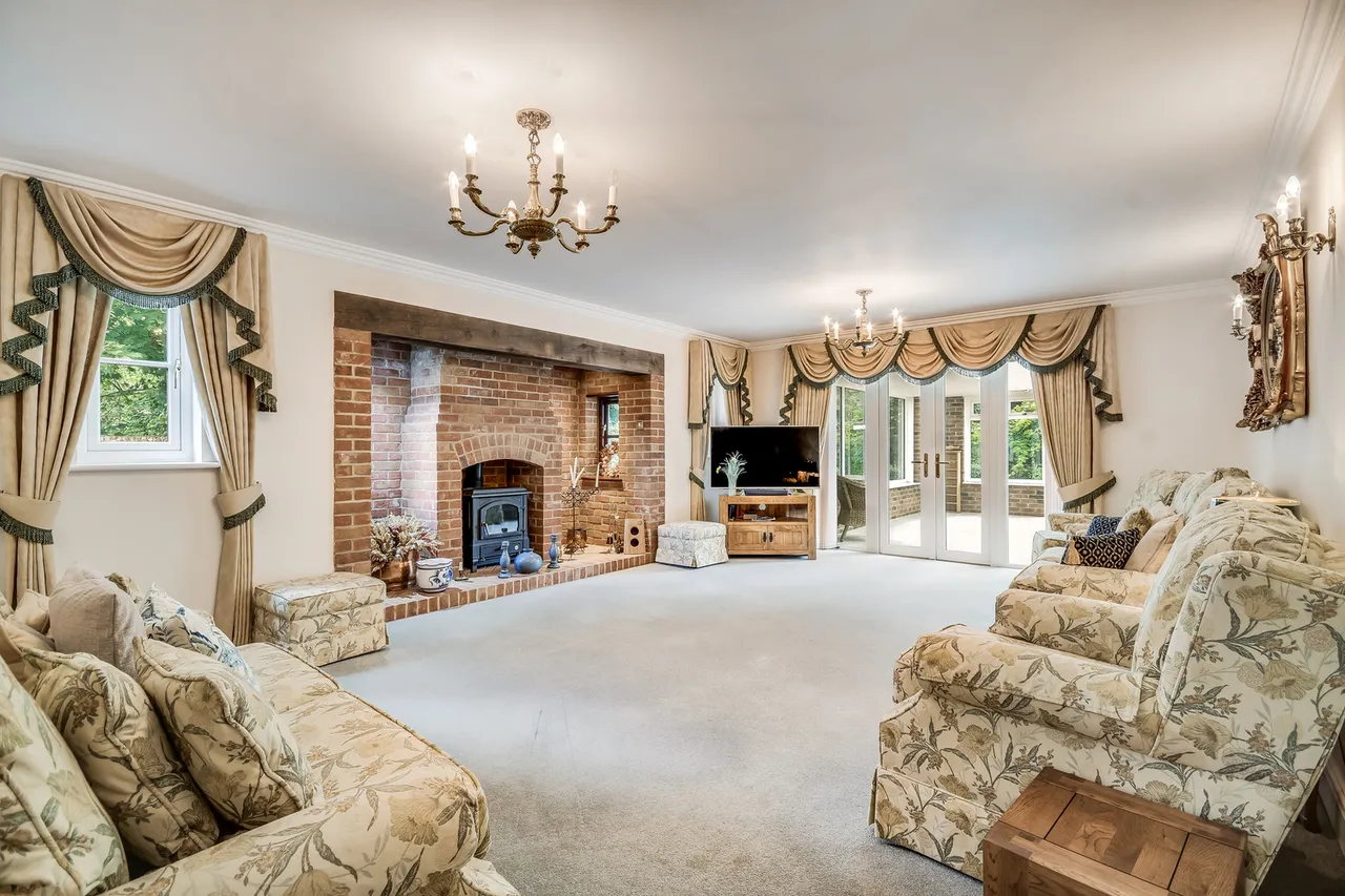Church View, St. Katharines Green, Little Bardfield, Essex, CM7 4TZ, photo 4