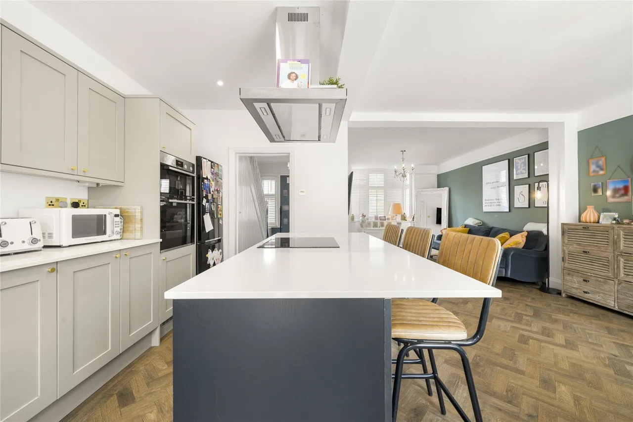 Elmgrove Road, Weybridge, KT13, photo 6
