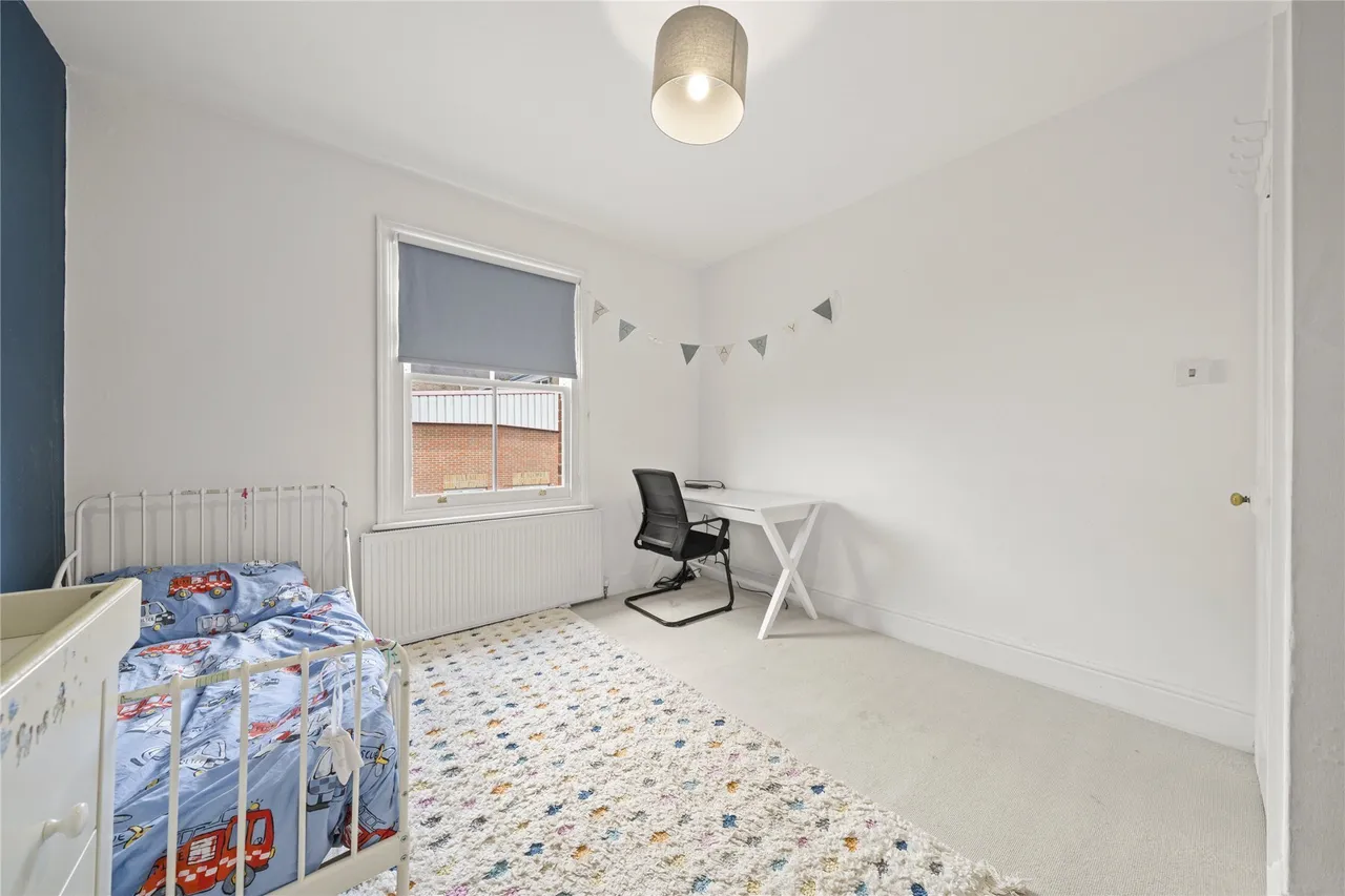 Elmgrove Road, Weybridge, KT13, photo 11