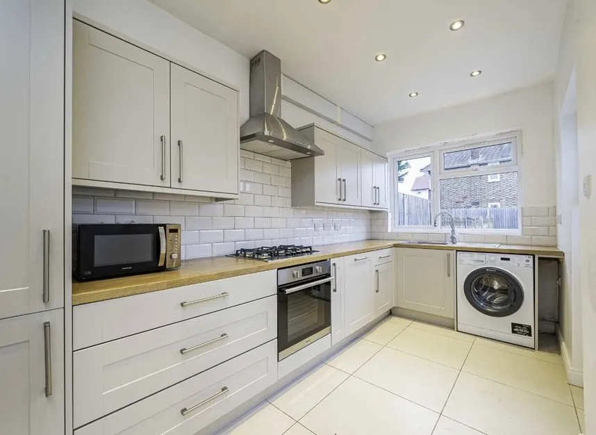 Chudleigh Road, Twickenham, TW2, photo 2