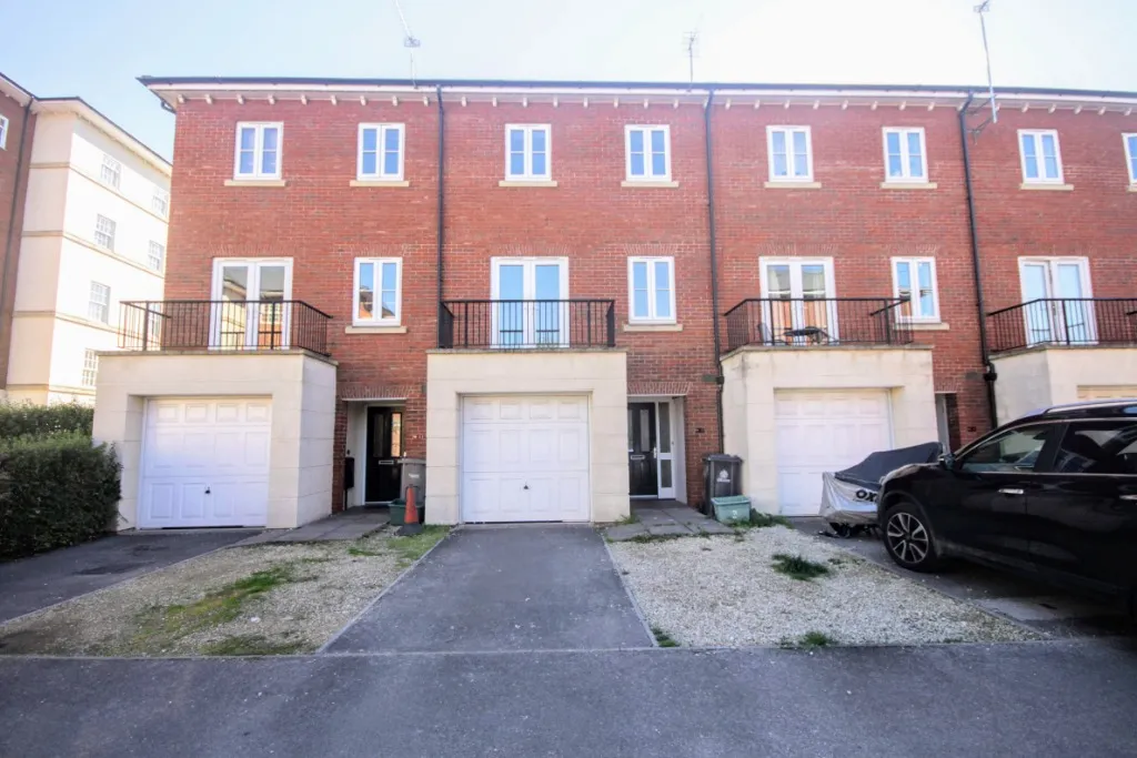 Harescombe Drive, GRH (Gloucestershire Royal Hospital), Gloucester, GL1, photo 9