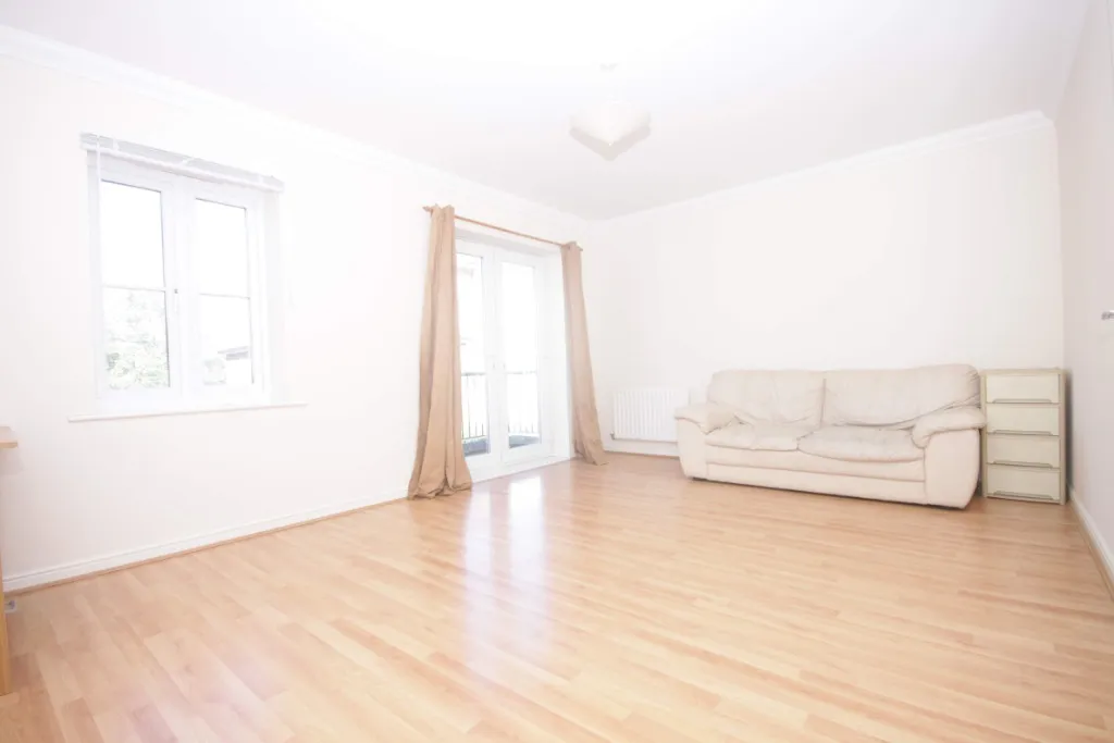 Harescombe Drive, GRH (Gloucestershire Royal Hospital), Gloucester, GL1, photo 3