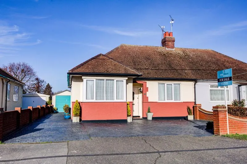 2 bed house for sale — Erick Avenue, Chelmsford CM1 7BX