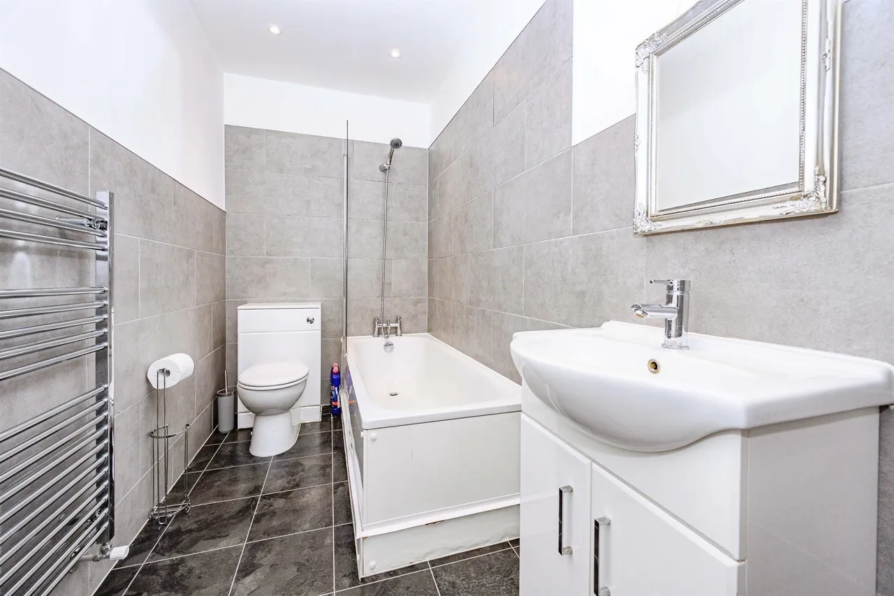 Catsbrook Road, Luton, LU3, photo 12