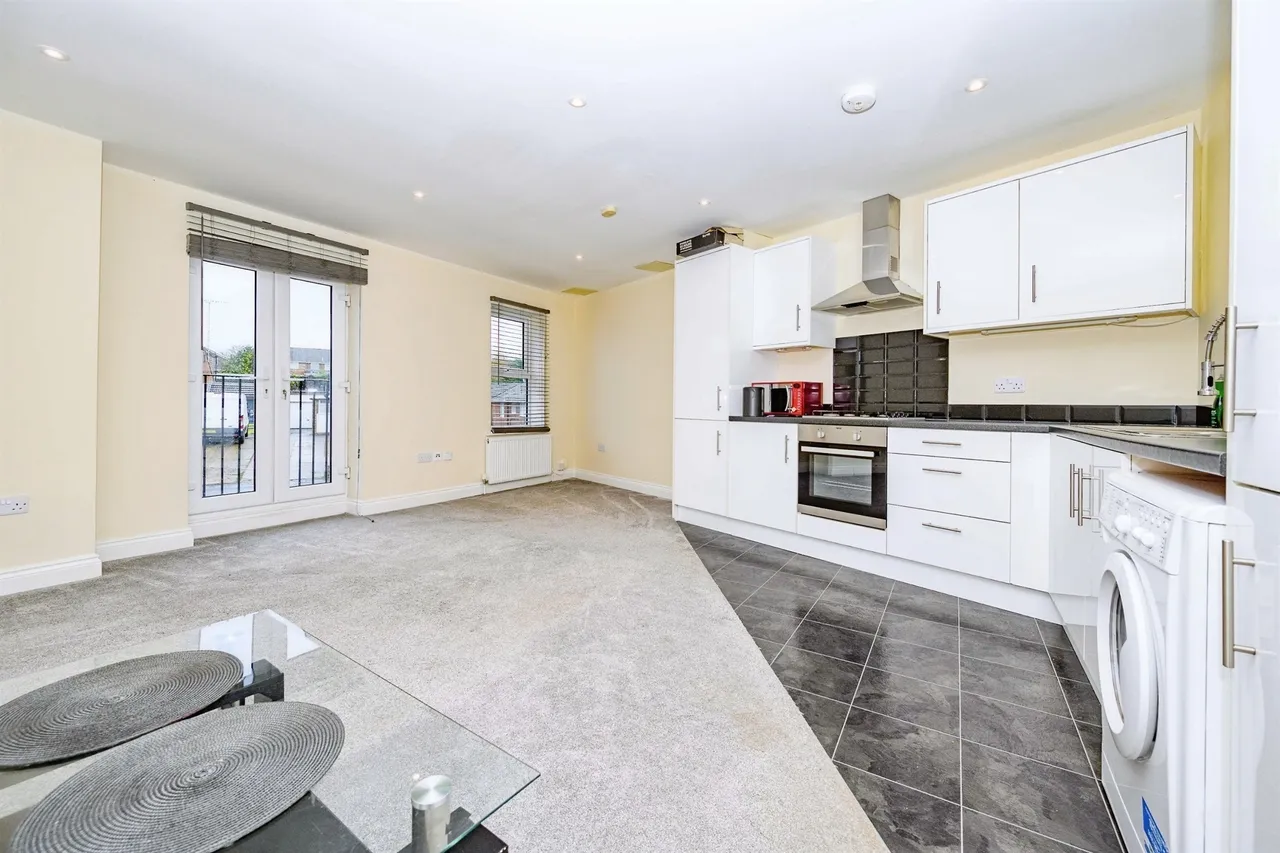 Catsbrook Road, Luton, LU3, photo 4