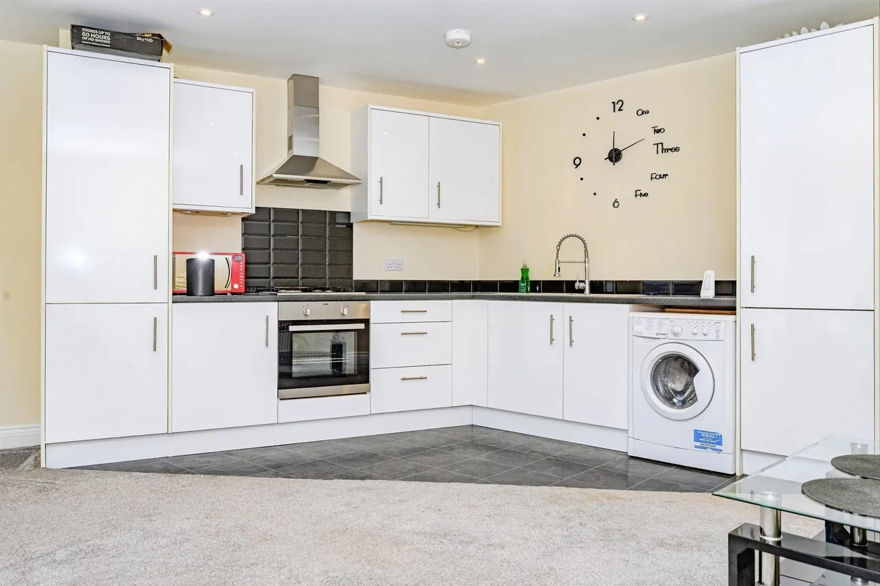 Catsbrook Road, Luton, LU3, photo 3