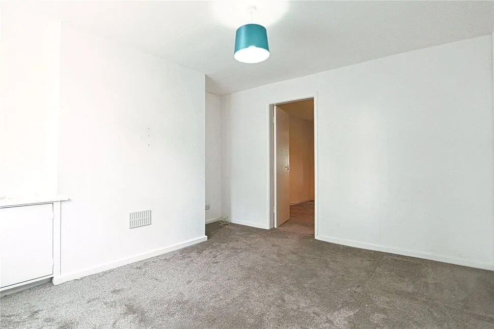 Haughton Green Road, Denton, M34, photo 3