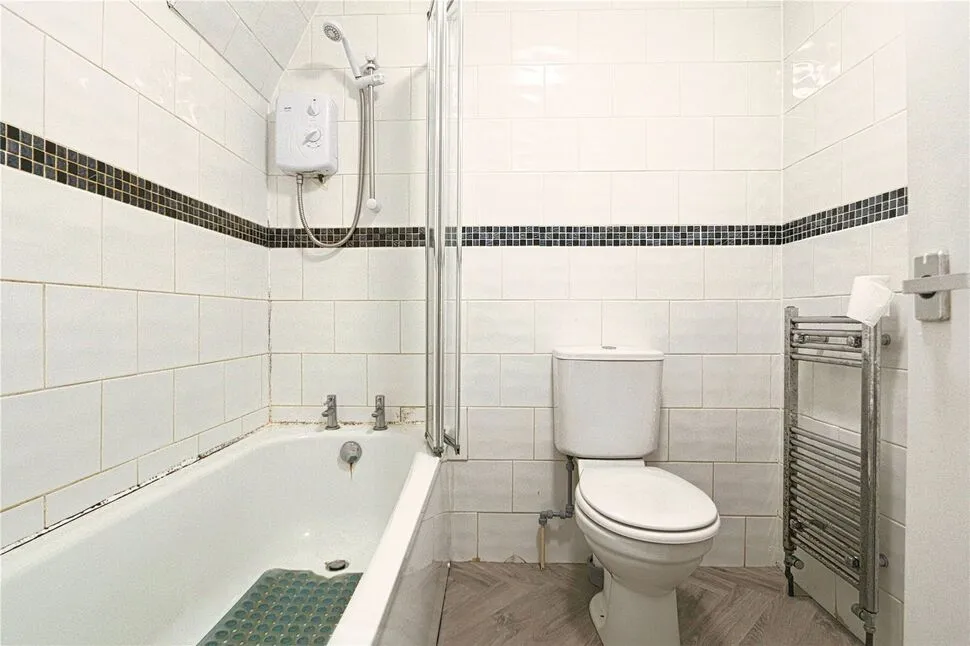 Haughton Green Road, Denton, M34, photo 6