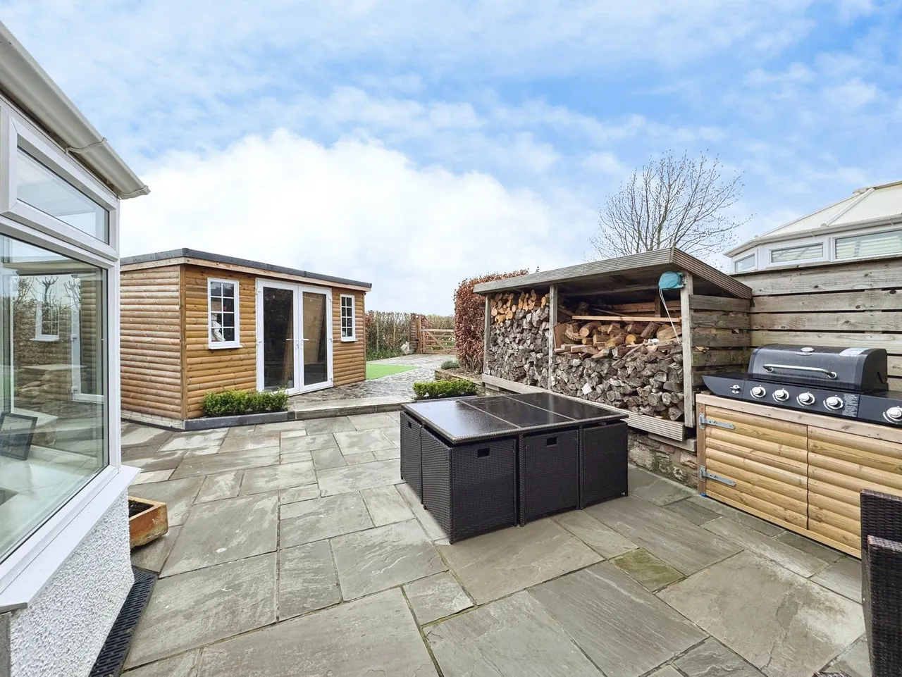 Townend Cottages, Rosley, photo 16
