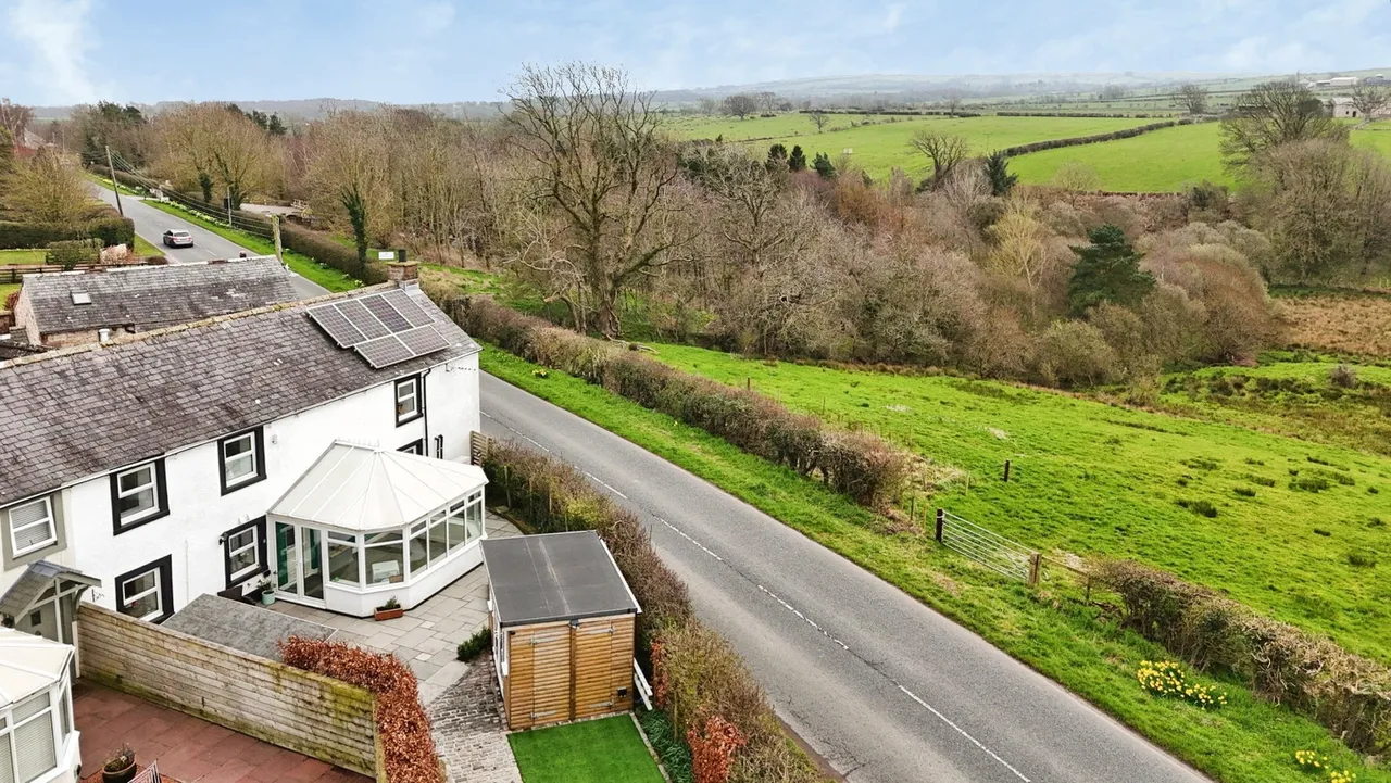 Townend Cottages, Rosley, photo 21