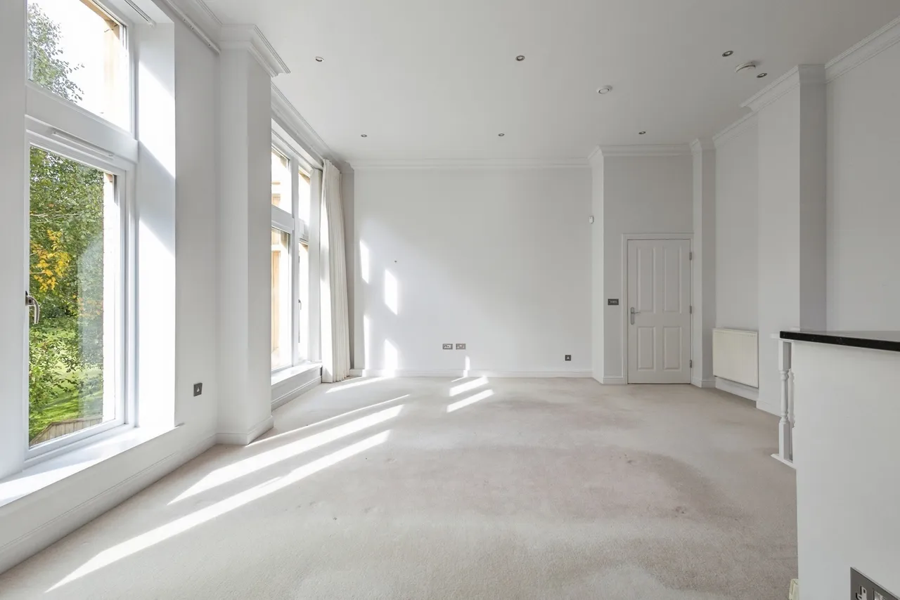 Dundreggan Gardens, Didsbury, M20, photo 12