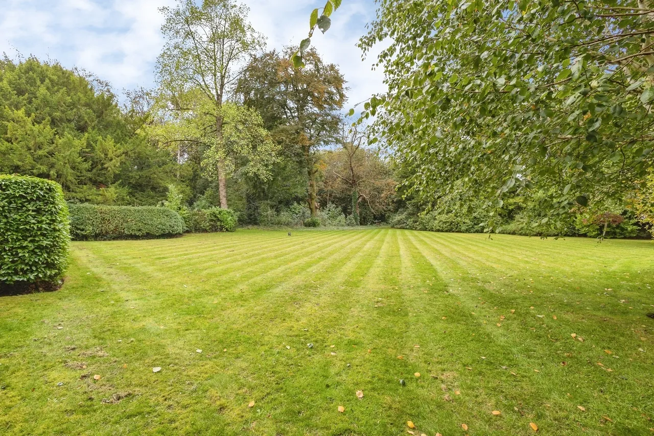 Dundreggan Gardens, Didsbury, M20, photo 27