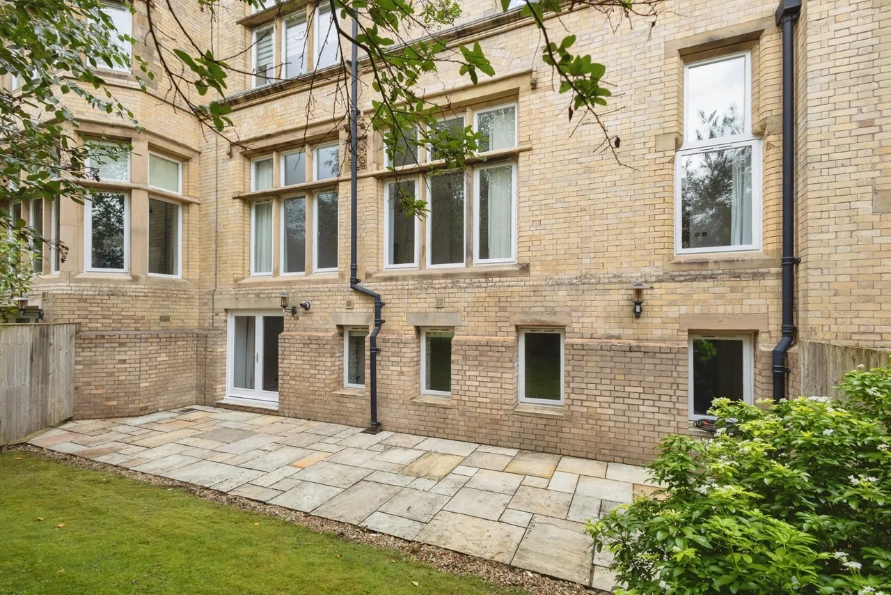 Dundreggan Gardens, Didsbury, M20, photo 9