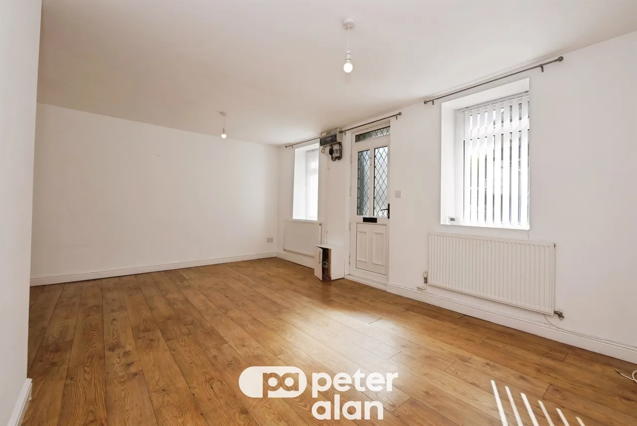 Cardiff Road, Aberdare, CF44, photo 3