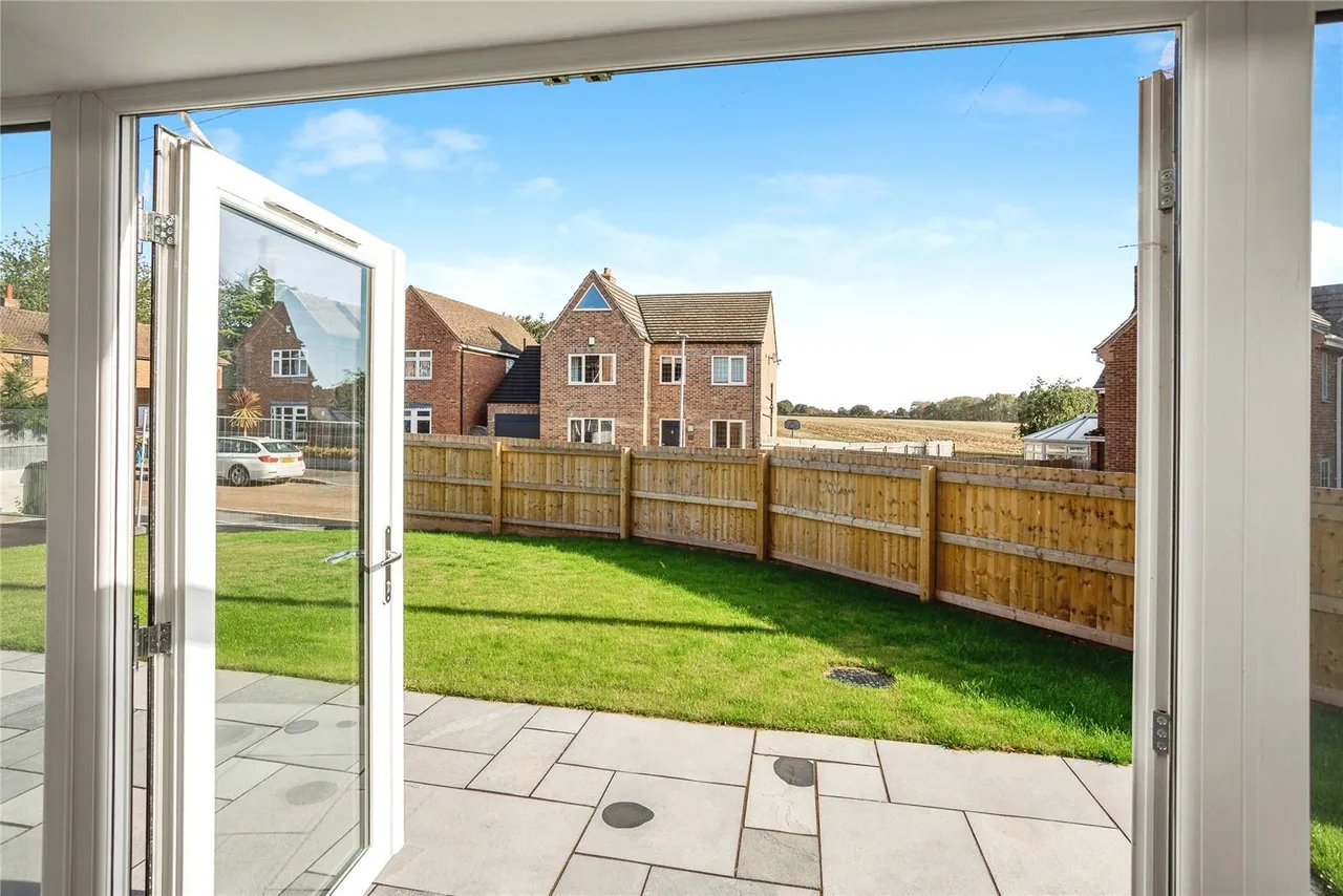 Inholms Gardens, Flintham, NG23, photo 18