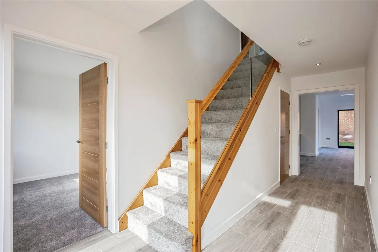 Inholms Gardens, Flintham, NG23, photo 10