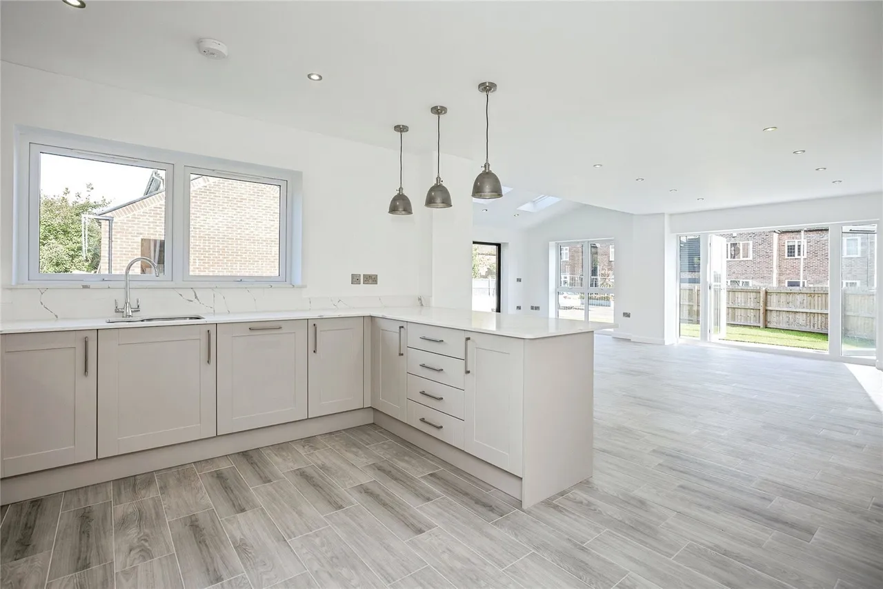 Inholms Gardens, Flintham, NG23, photo 8