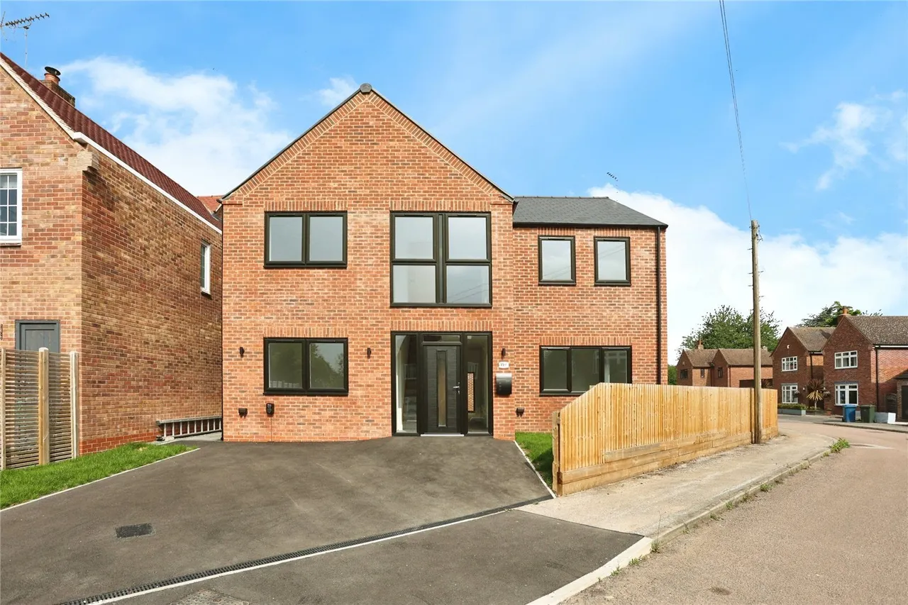 Inholms Gardens, Flintham, NG23, photo 19
