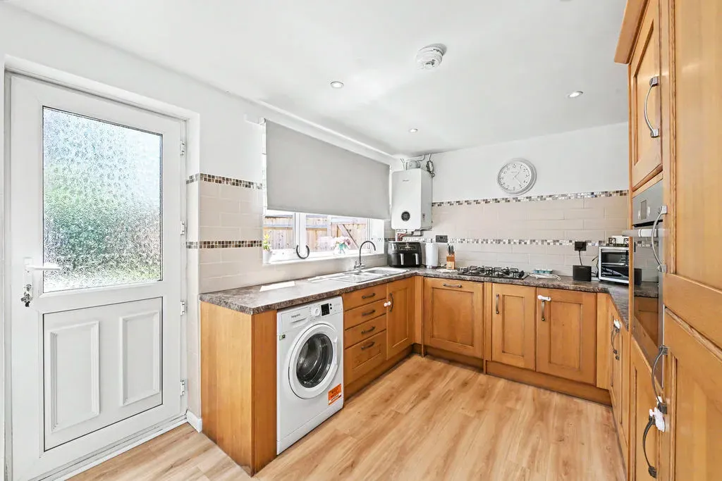 Overstrand, Aston Clinton, Buckinghamshire, HP22 5NA, photo 13