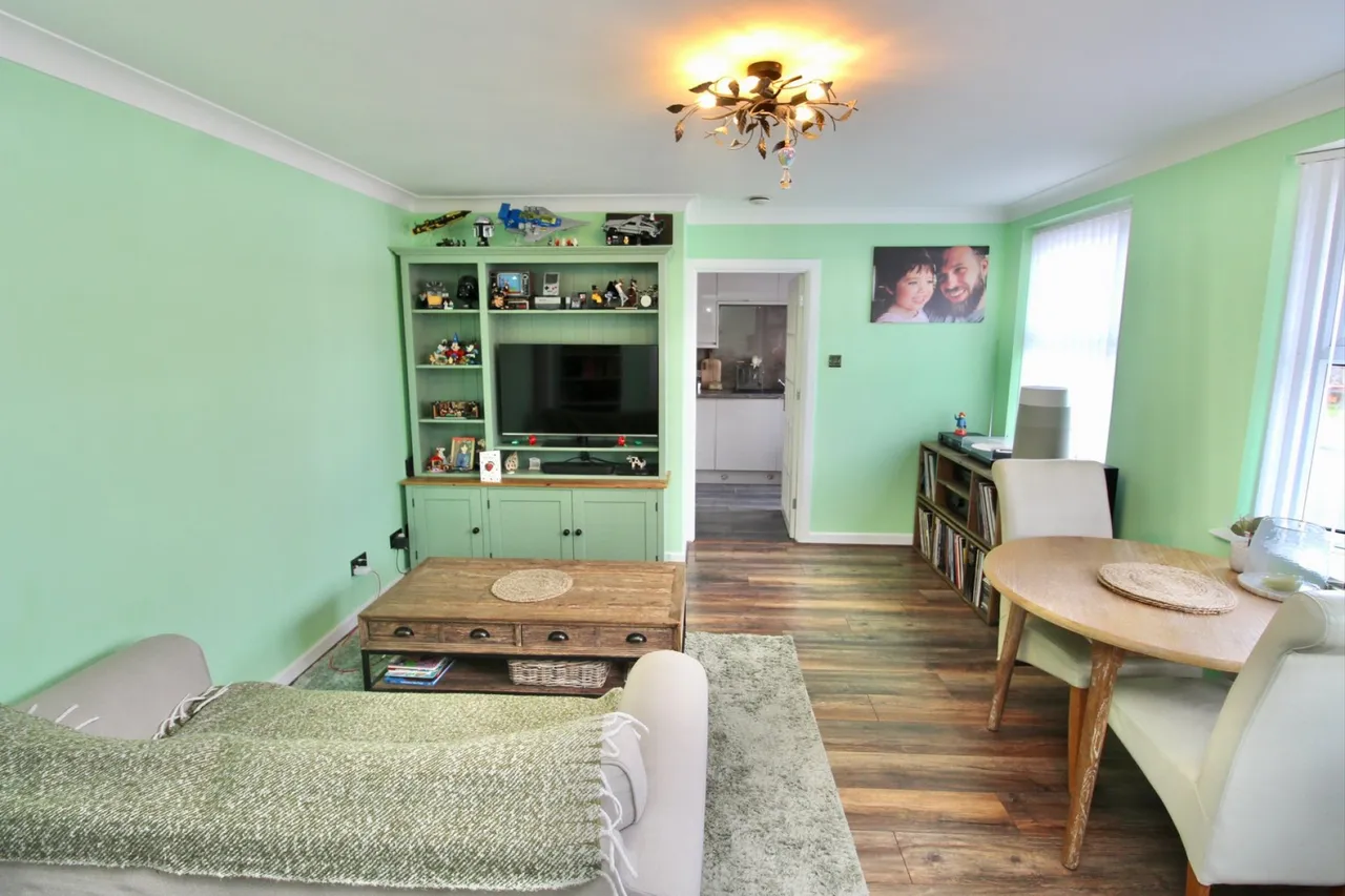Grosvenor Mews, Lymington, SO41, photo 6