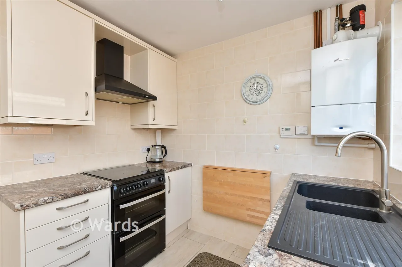 Marshall Crescent, Broadstairs, CT10, photo 3
