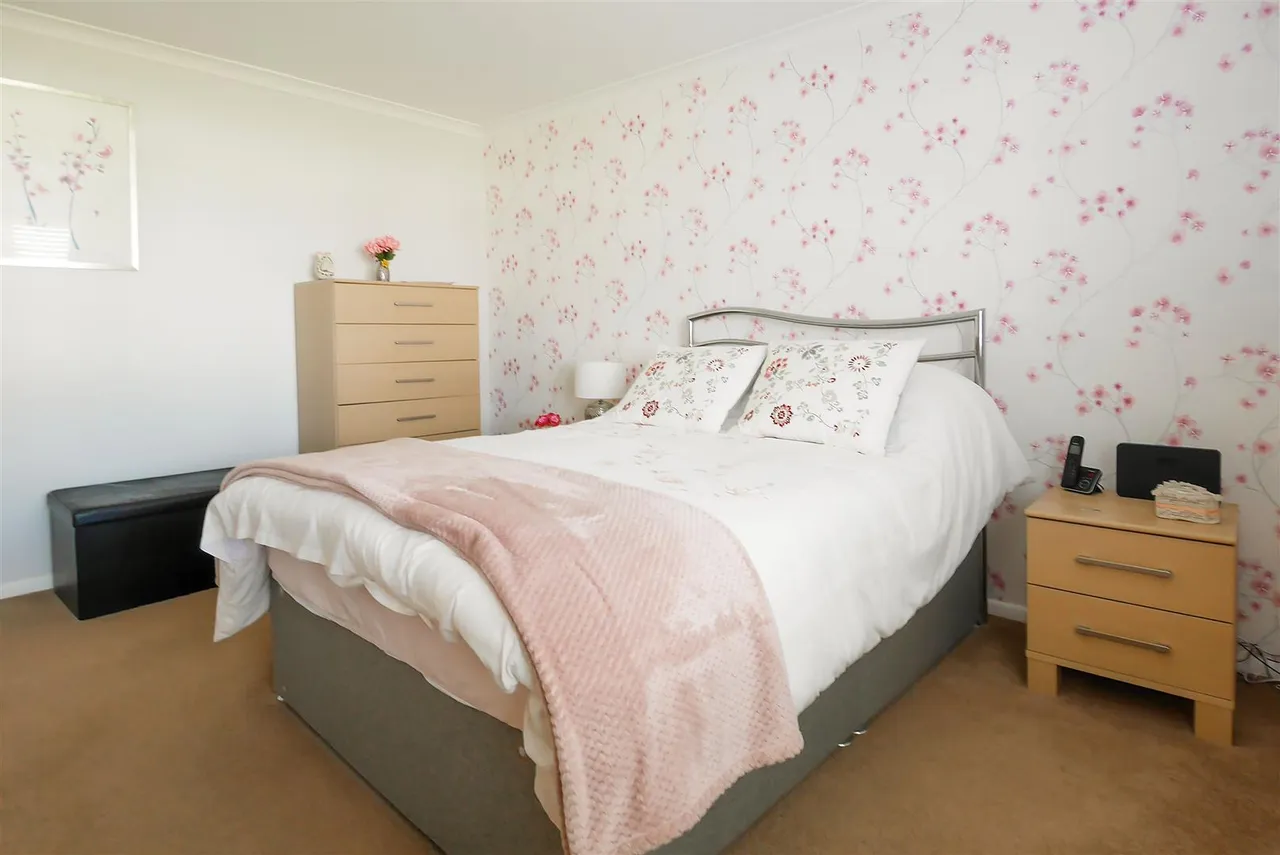 Oakcroft Gardens, Littlehampton, photo 13