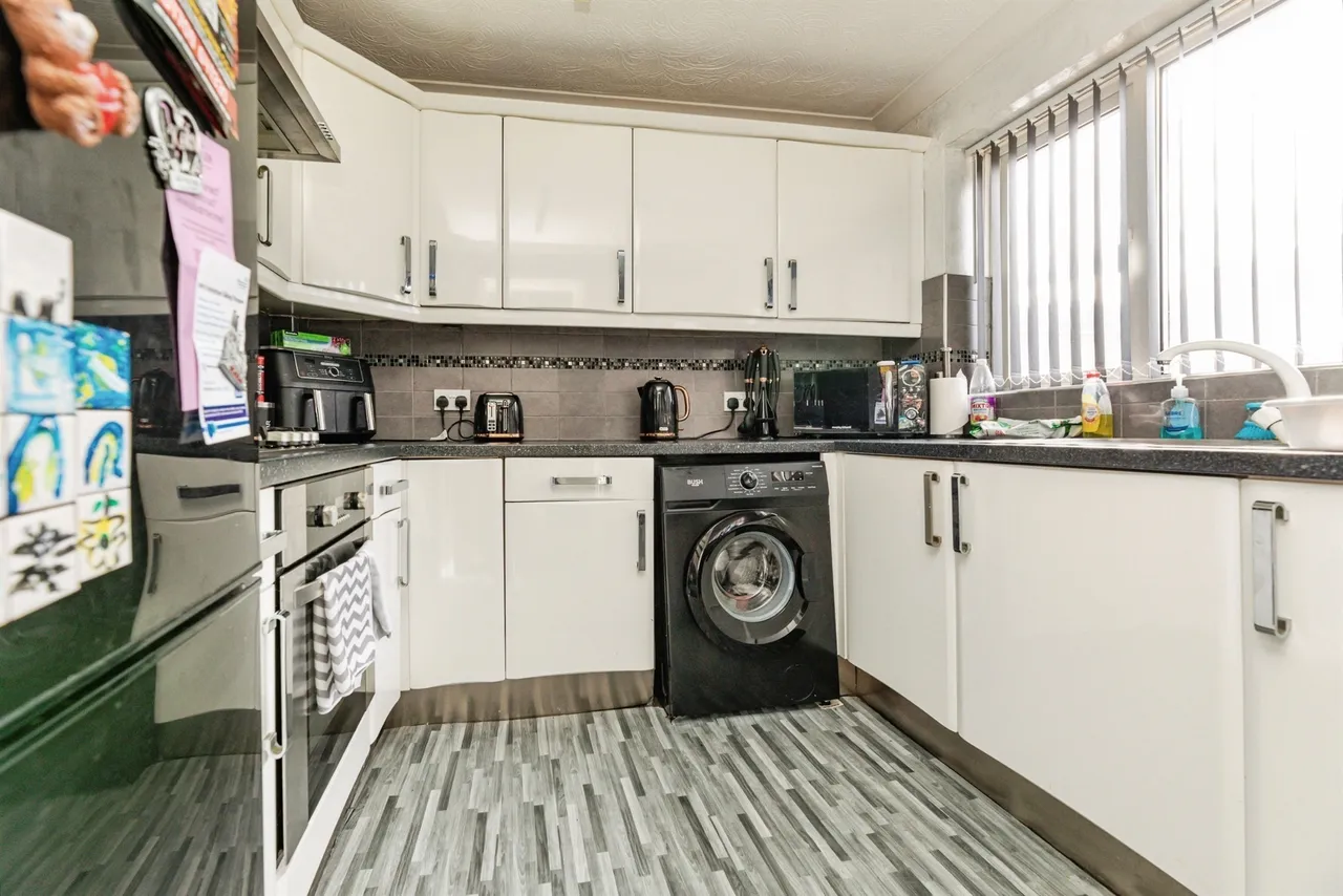 St. Johns Close, Rotherham, S65, photo 4