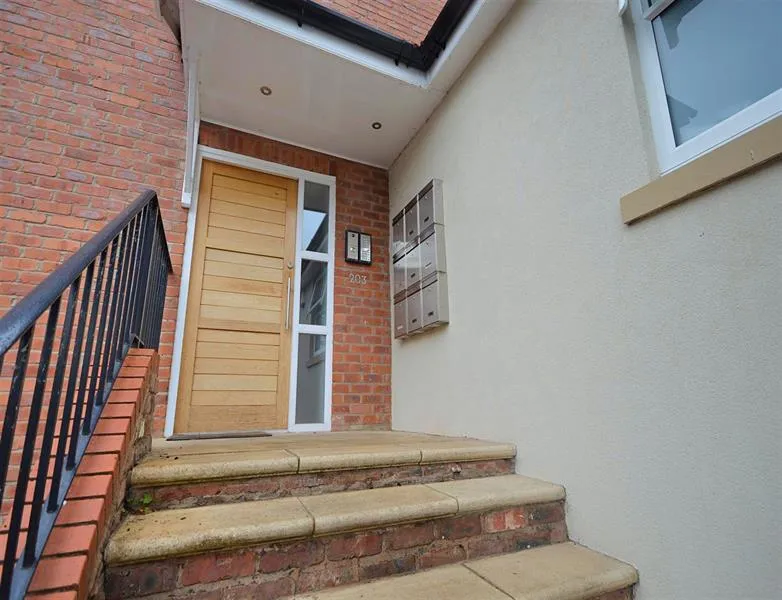 Washway Road, Sale, photo 5