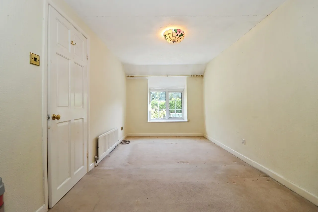 Parkfield Road, Pucklechurch, BS16, photo 6