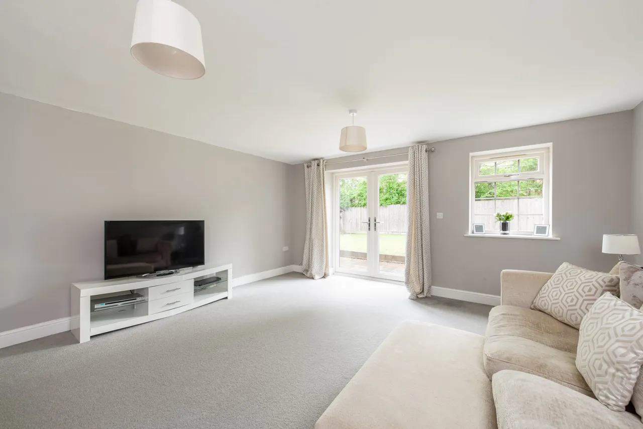 Green End Street, Aston Clinton, HP22, photo 21