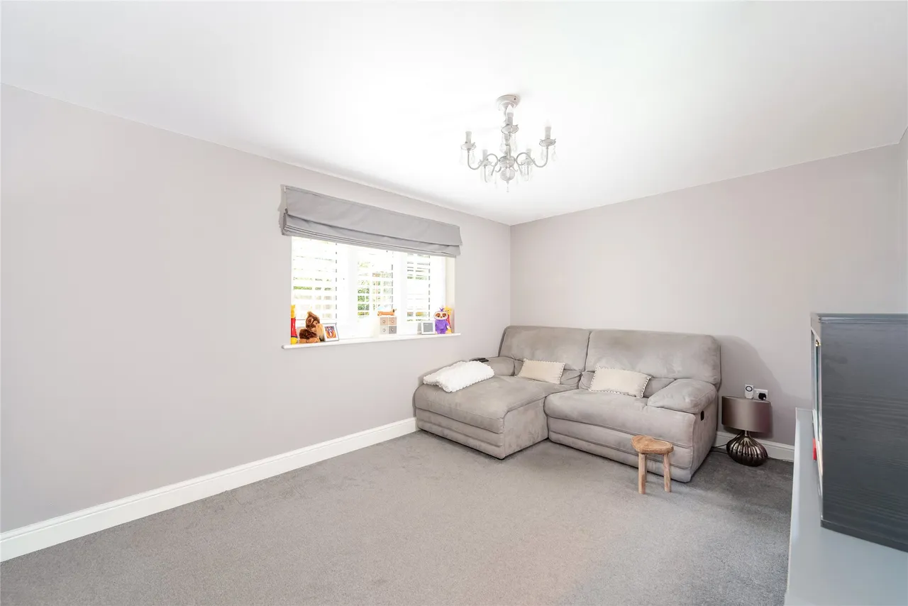 Green End Street, Aston Clinton, HP22, photo 9