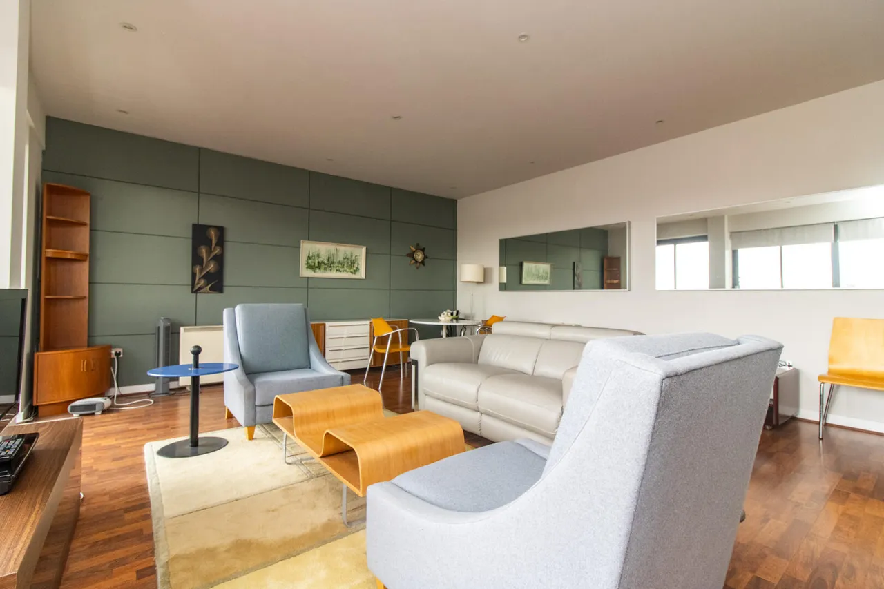 Lee Circle, Metropolitan Apartments, LE1, photo 4