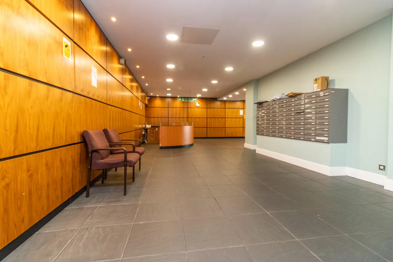 Lee Circle, Metropolitan Apartments, LE1, photo 5