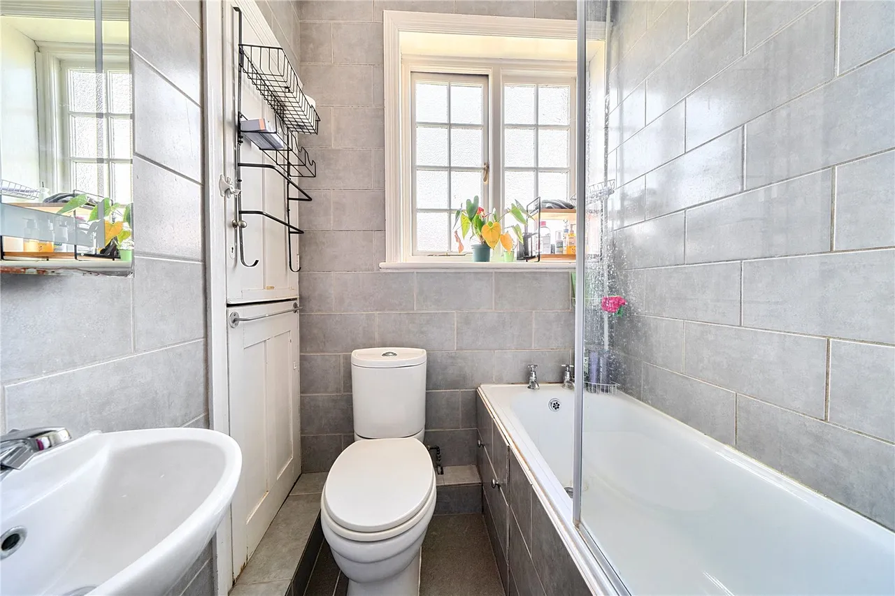 Neville Road, Ealing, W5, photo 15