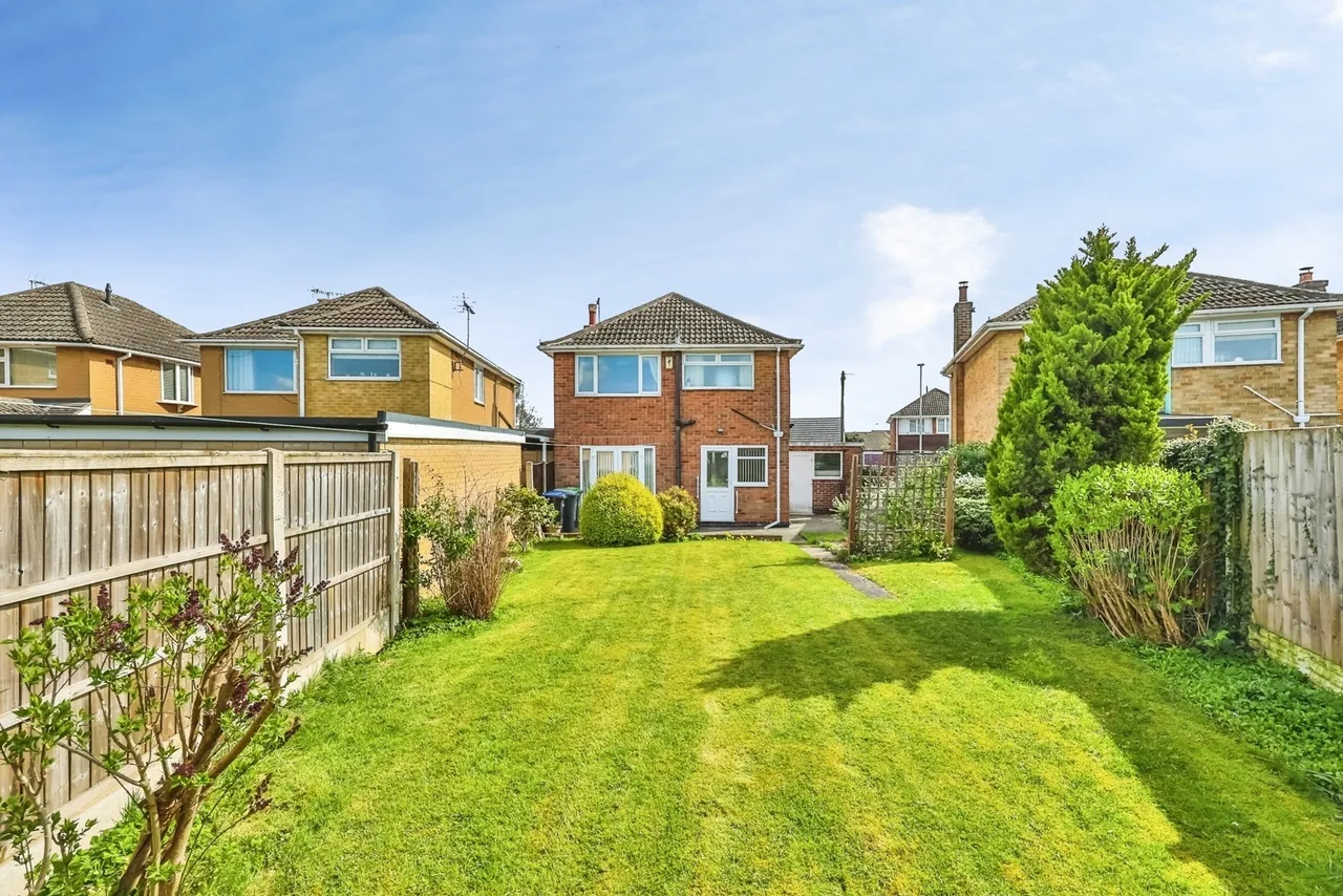 Vaughan Avenue, Hucknall, Nottingham, Nottinghamshire, NG15, photo 19