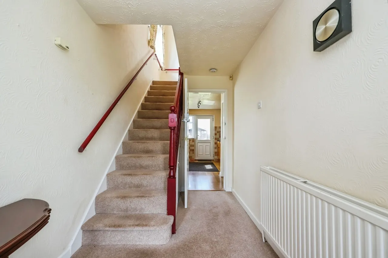 Vaughan Avenue, Hucknall, Nottingham, Nottinghamshire, NG15, photo 8