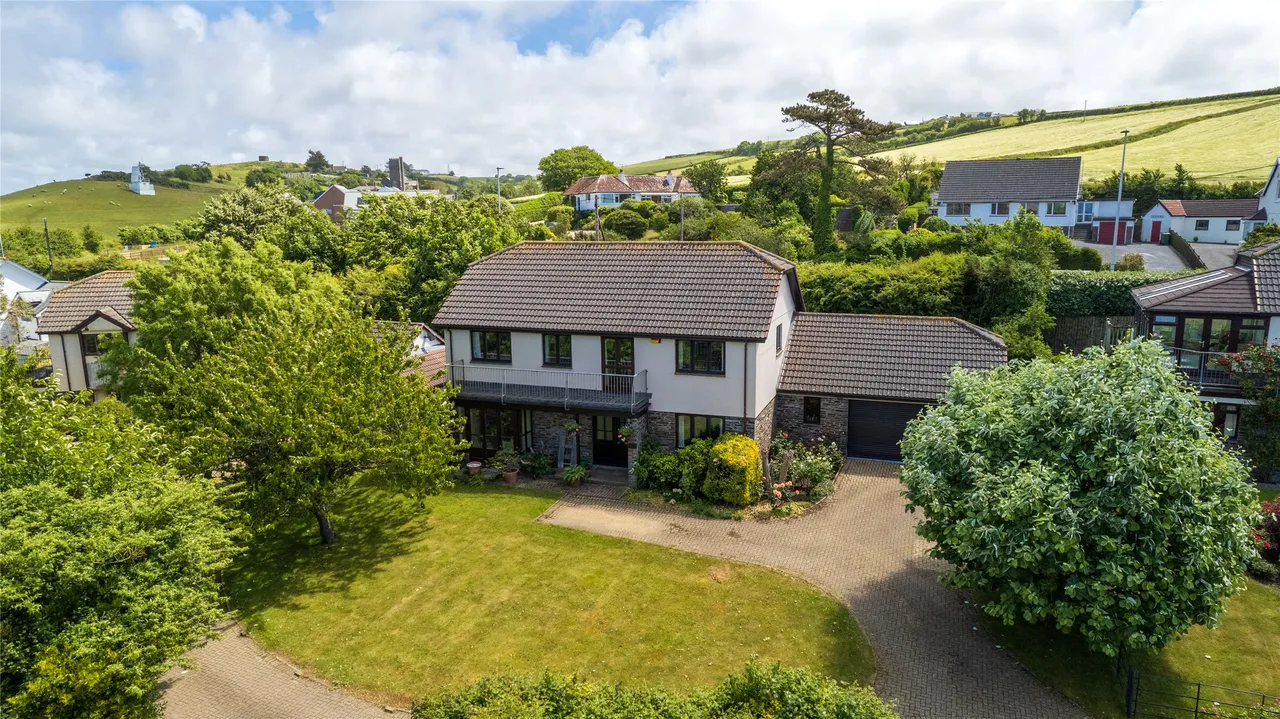 Sycamore Close, Instow, EX39, photo 32