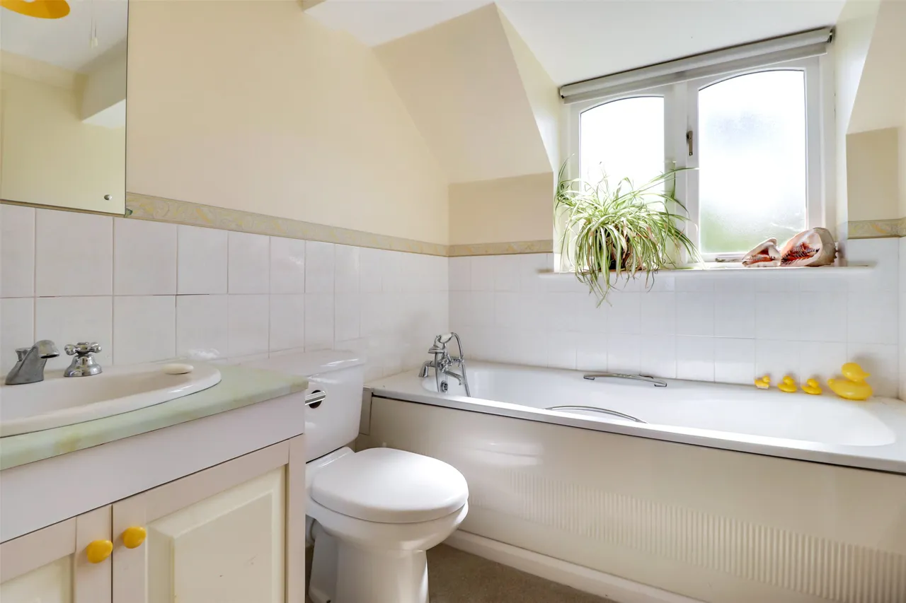 Sycamore Close, Instow, EX39, photo 25