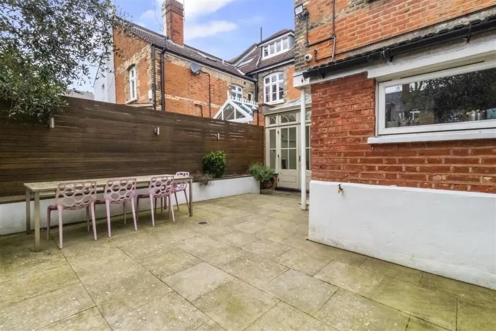 Birchington Road, Crouch End, N8, photo 6