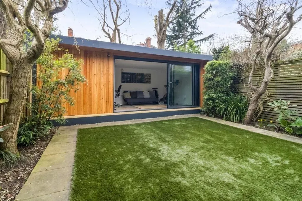 Birchington Road, Crouch End, N8, photo 18