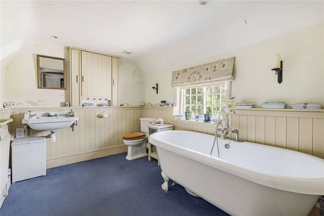 Blackgate Lane, Pulborough, RH20, photo 18