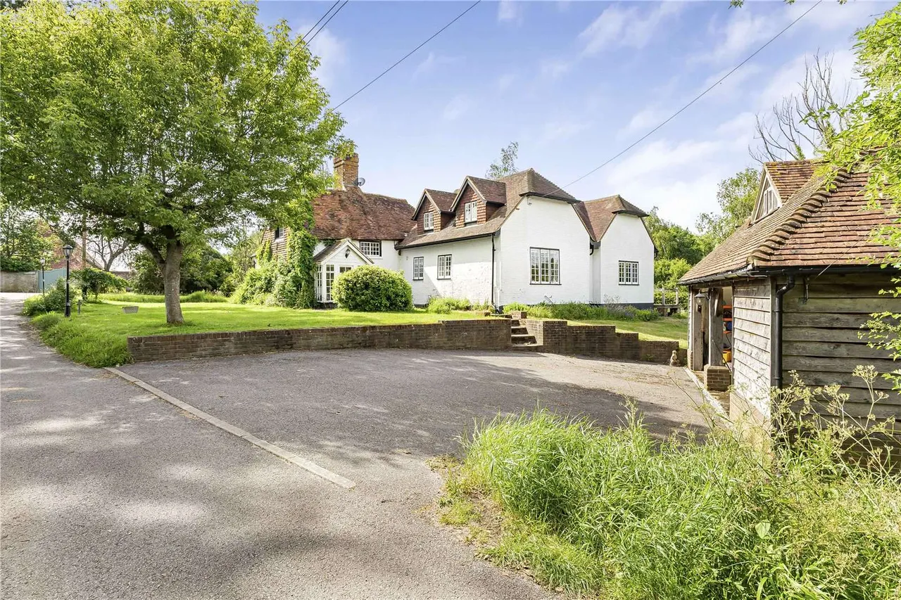 Blackgate Lane, Pulborough, RH20, photo 21