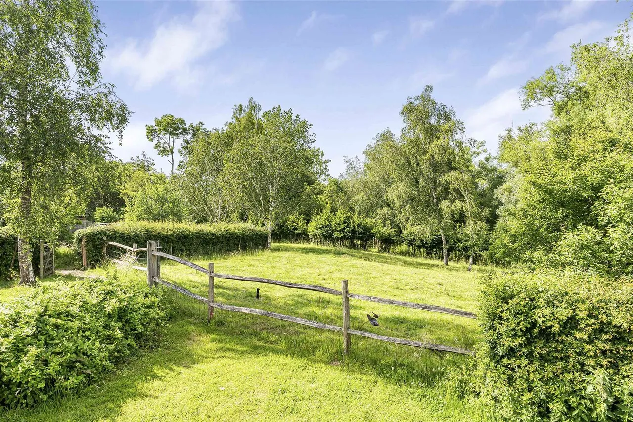 Blackgate Lane, Pulborough, RH20, photo 24