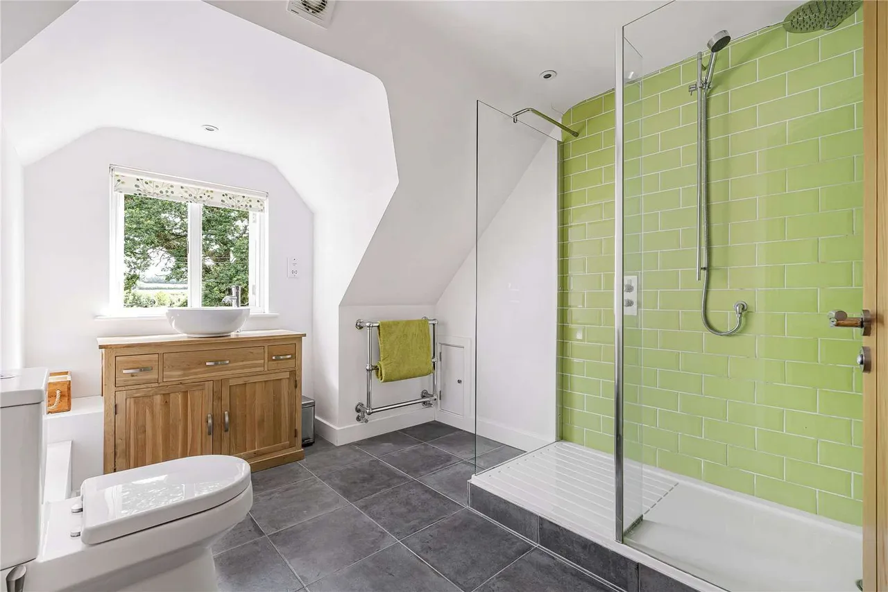 Blackgate Lane, Pulborough, RH20, photo 12