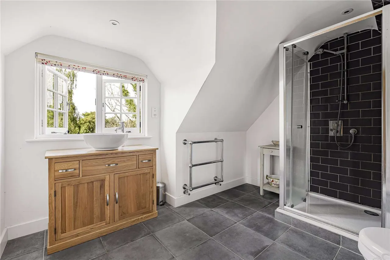 Blackgate Lane, Pulborough, RH20, photo 17
