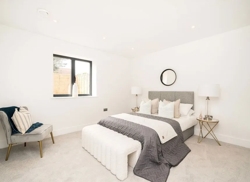 Long Acre Court, West Ealing, W13, photo 2