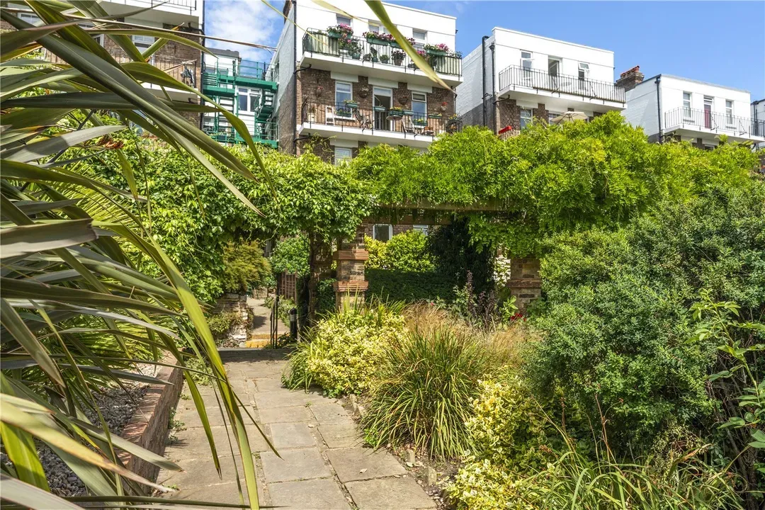 Cholmley Gardens, West Hampstead, London, NW6, photo 16