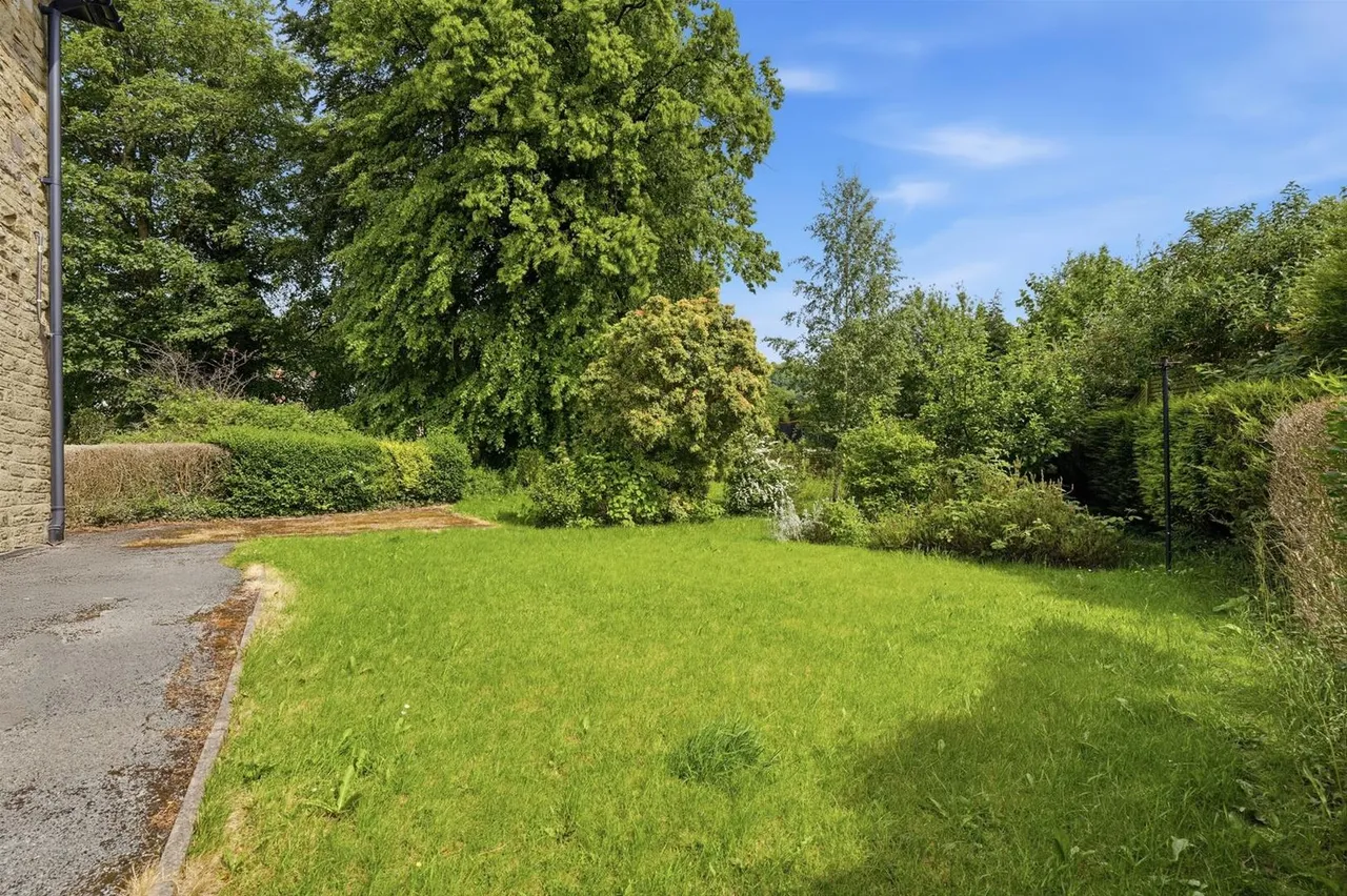 Swanscoe Avenue, Bollington, photo 19